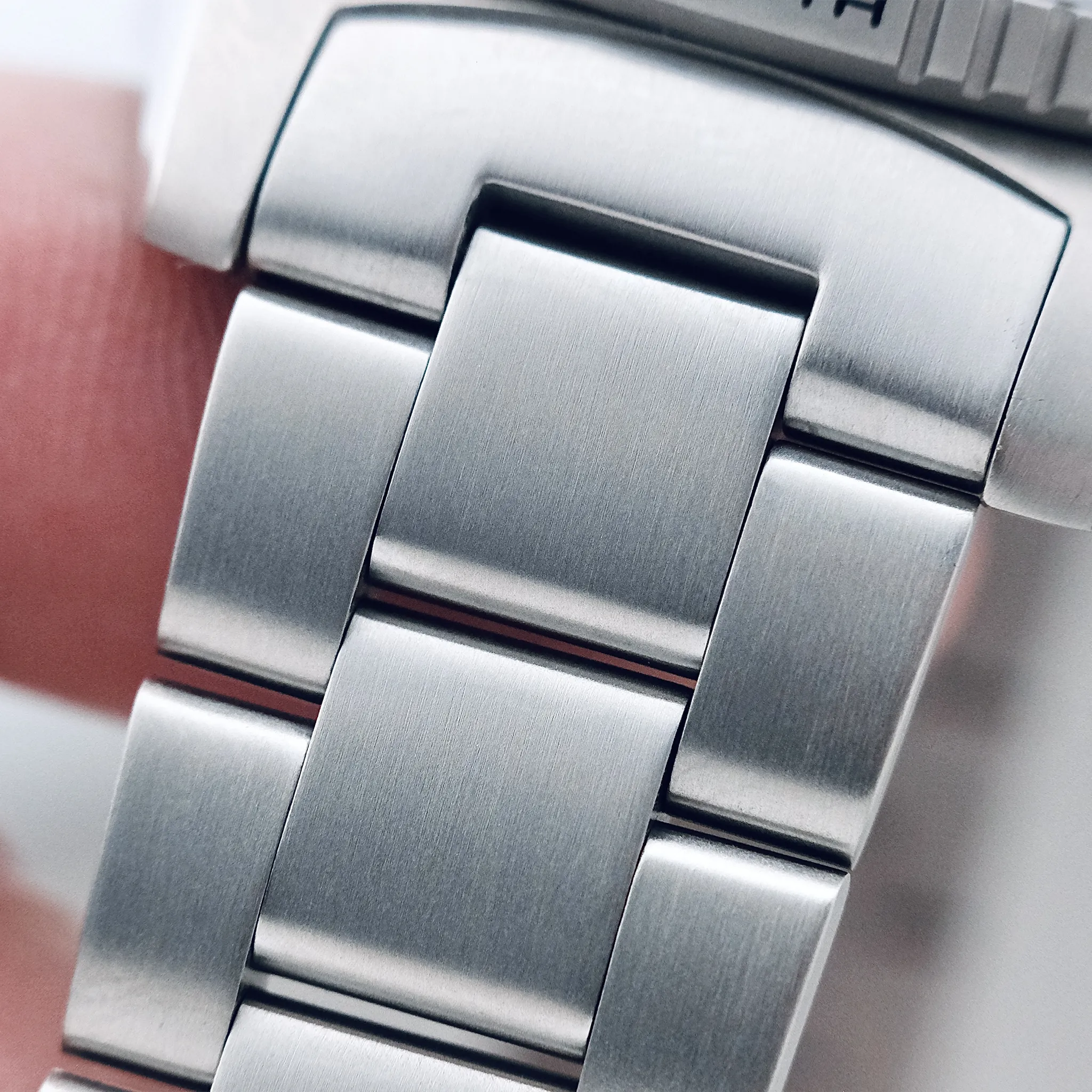 UTILITY 40 | DIVE COLLECTION | TiX BRACELET